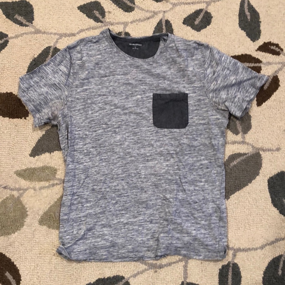 Banana Republic T